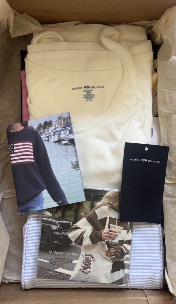 Cream sweatshirt with Brandy Melville card